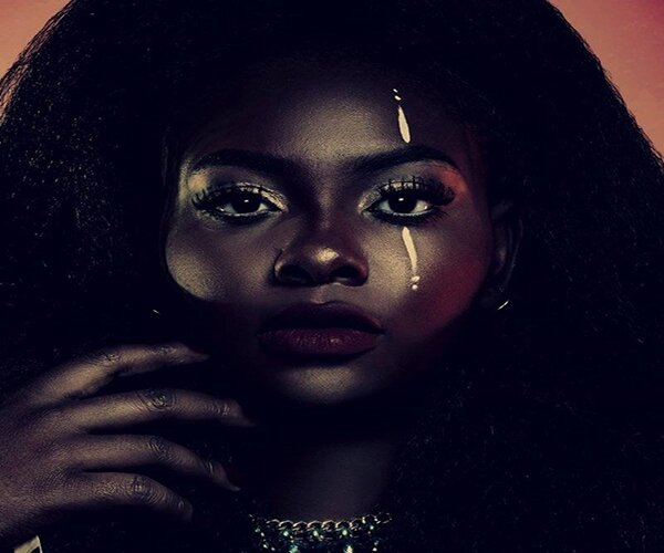 \\ Nigerian artist Marenikae and her ‘Afromerge’ sound